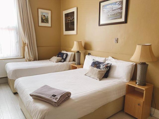 Rose Lodge Guest House Корк Экстерьер фото